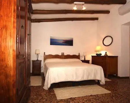 La Conca Di Lu B&B 아르자케나